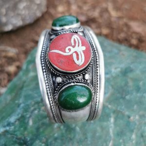 White Metal Bangle with Coral Enamel with Buddha Eyes and Green Jasper