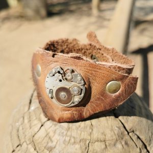 Handmade Leather Bracelet – Light Brown with Watch Steampunk