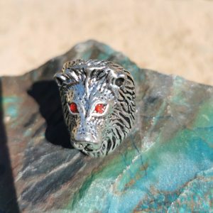Metal Ring Lion with Red Eyes
