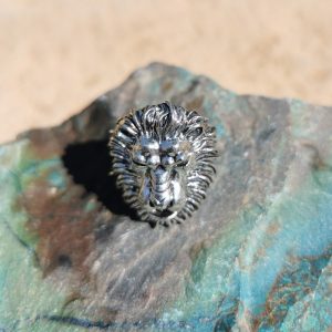 Metal Ring Lion