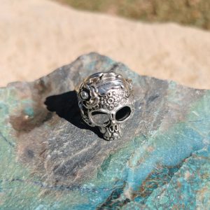 Metal Ring Skull