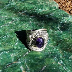 White Metal Ring with Amaethyst Wide with Flowers